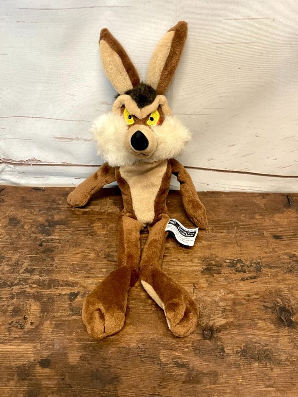 Vintage 1998 Wile E. Coyote Warner Bros.bean bag plush